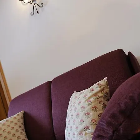 Garni Albona Bed & Breakfast