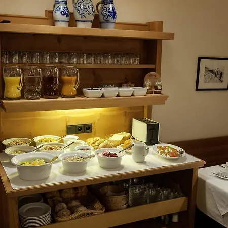 Bed & Breakfast Garni Albona