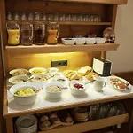Garni Albona Bed & Breakfast