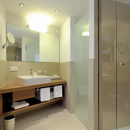 加尼阿尔伯纳酒店 住宿加早餐酒店 圣安东阿尔贝格